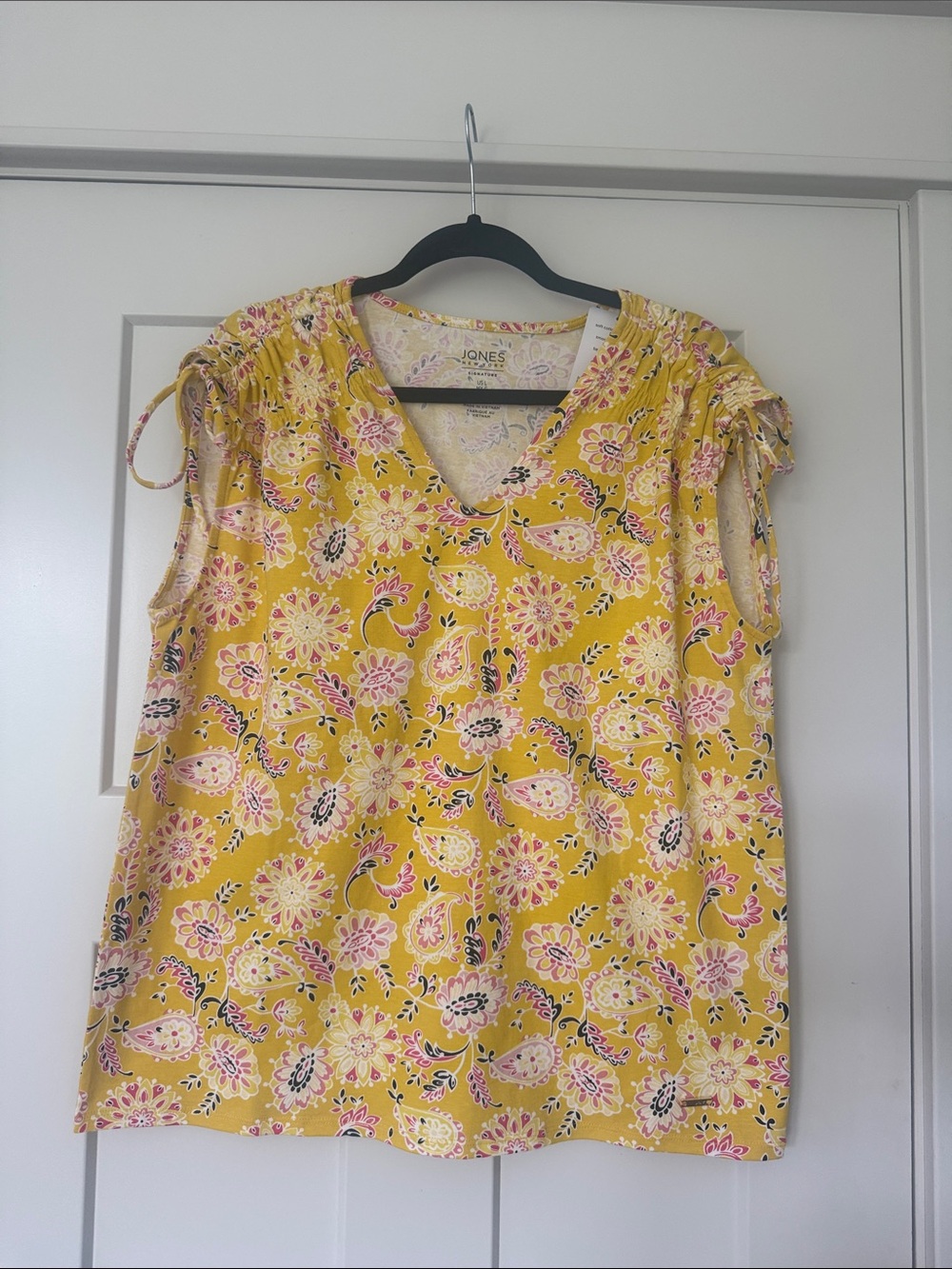 Jones New York Yellow Floral V-Neck Tie-Shoulder Camisole NWT Large